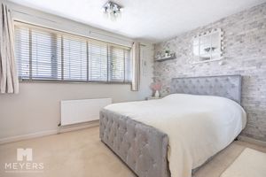 Bedroom- click for photo gallery